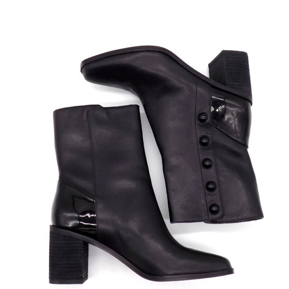 ISO (In Search Of) LOGO by Lori Goldstein Black Heeled Boots SIZE 6